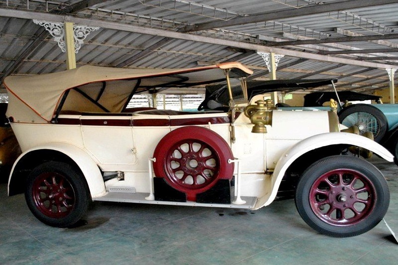 Vintage Cars Museum 